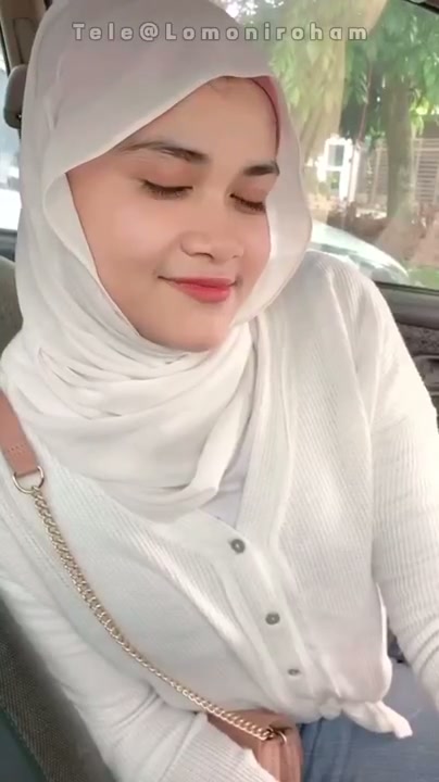 bokep indo hijab shalisya ngewe dimobil