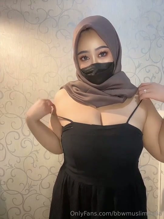 Hijab_bbw_muslimdalia_01_-_Lulustream.mp4
