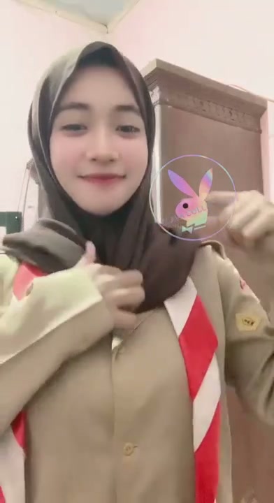 DEK LAURAA T0BRUT_1.mp4