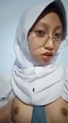 [TPA] Jilbab Kacamata ESEMAH Mainin Tetek