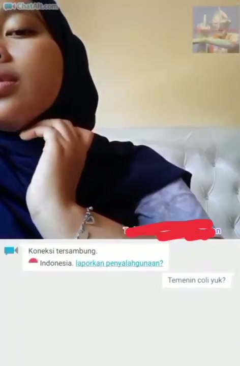 Cewe hijab tobrut pamer belahan.mp4