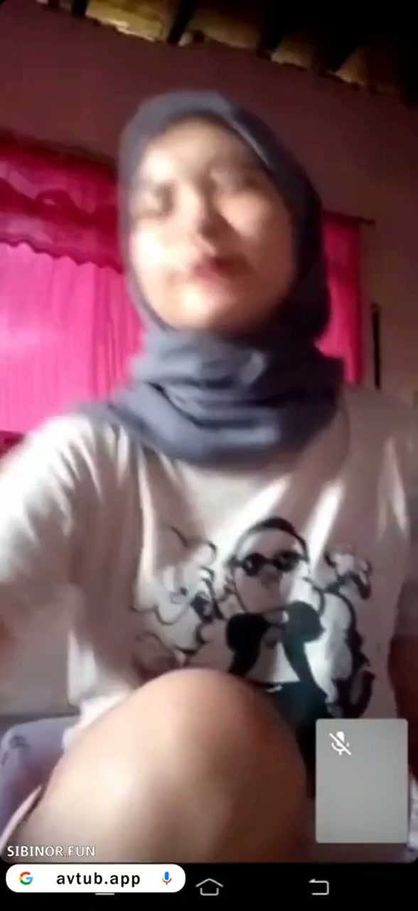VCS Dedek Luna Cewek Hijabers Nakal Sange Pap Omek.mp4 – PoopHD.mp4