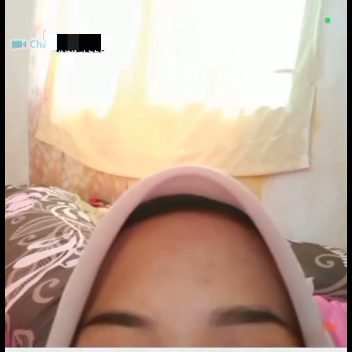 Ometv hijab pamerin gunung kembar